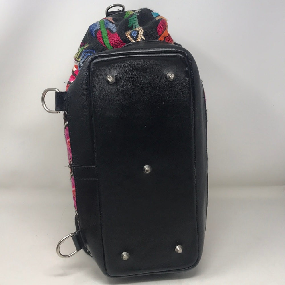 Embroidered Purse - Picture 4 of 11